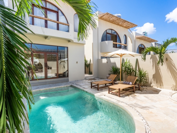 MEDITERRANEAN COMPLEX WITH 6 UNITS FOR RENT AND SALE IN PERERENAN – ME002