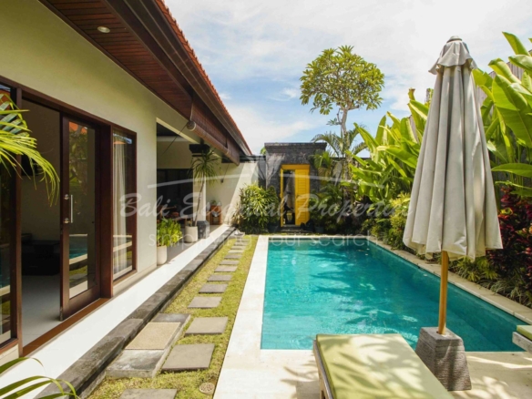 2 bedroom villa for rent in berawa am012