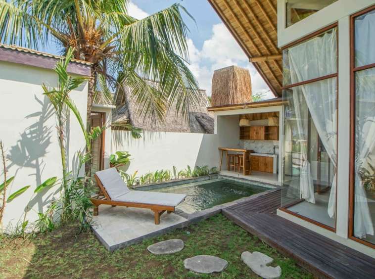 CHARMING 1 BEDROOM VILLA FOR RENT AND LEASEHOLD SALE IN PANTAI LIMA – ME004