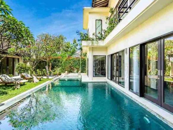 TROPICAL 4 BEDROOM VILLA FOR RENT AND FREEHOLD SALE IN SANUR - SR076
