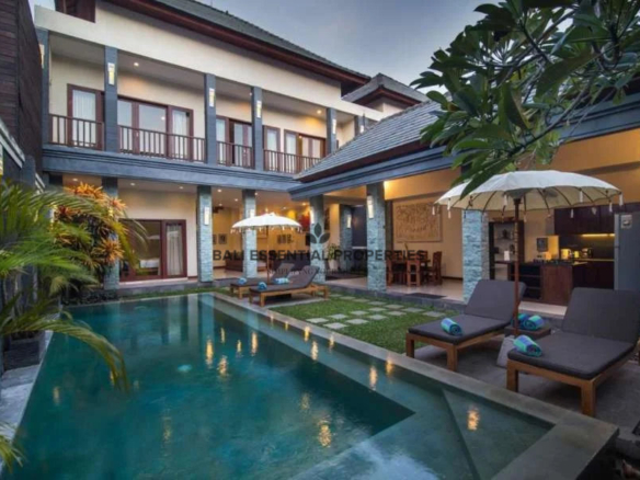 stunning 4 bedroom villa for monthly rent in padang linjong sr088 05