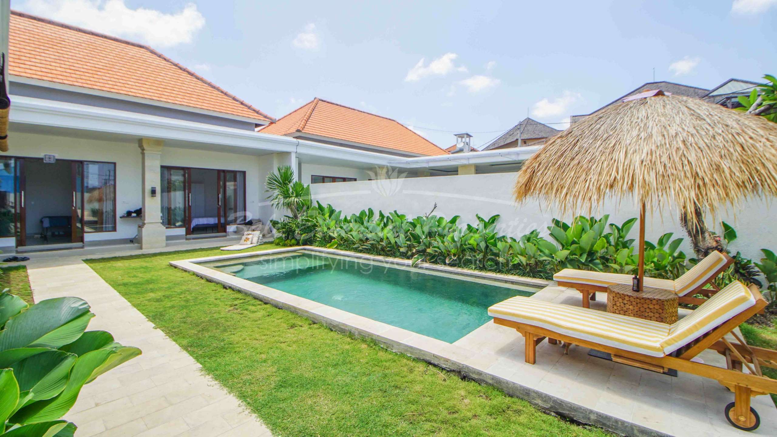 brand new 3 bedroom villa for rent in berawa bm431