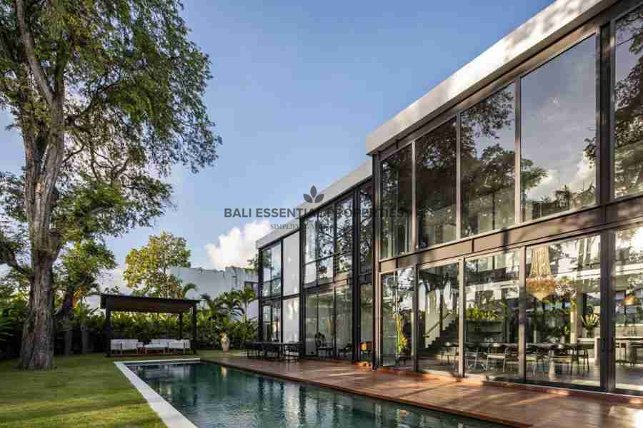 luxury 5 bedroom villa for rent and sale in umalas ln033