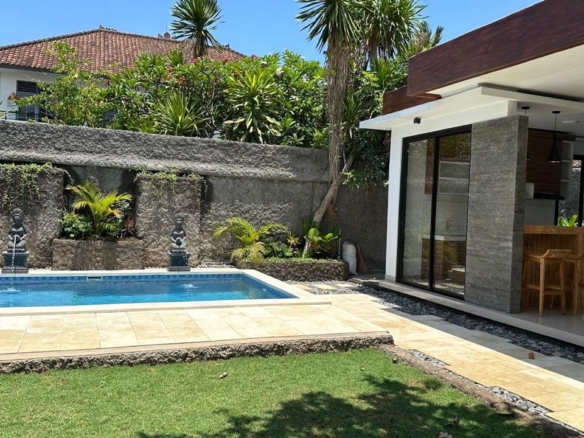 2 bedrrom villa for yearly rent in sanur bm447