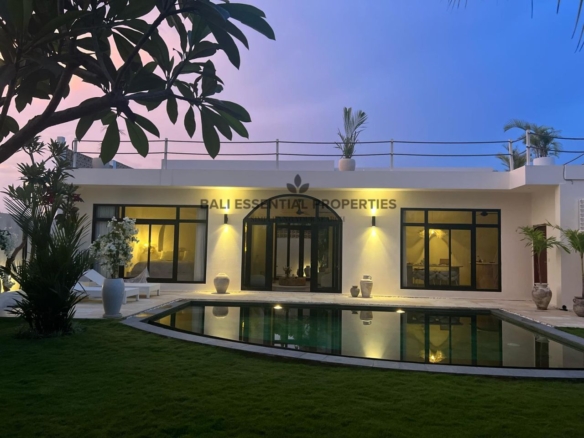 brand new luxury 2 bedroom villa for rent in mengening beach ak027 2