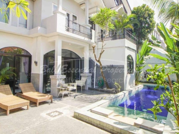 3 bedroom villa for rent in seminyak la304 1