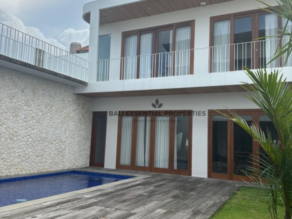 modern 3 bedroom villa for yearly rent in kerobokan sc190 2