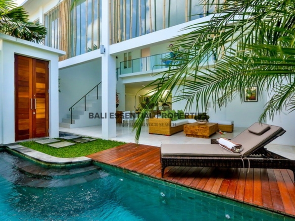 tropical vibes and private pool villa for rent in seminyak am029 1