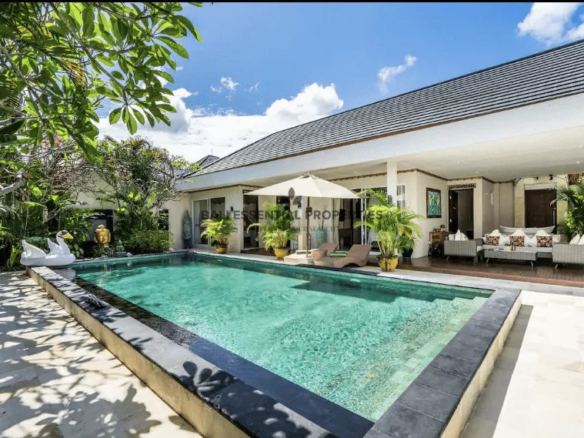 3 bedroom villa for rent and sale in seminyak la227