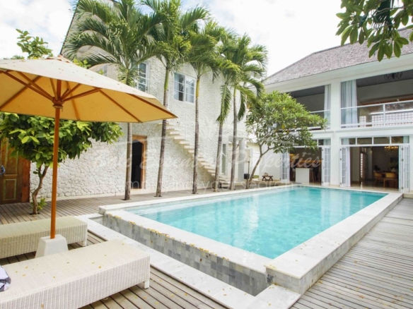 beautifully designed villa for rent in sanur bm397 1