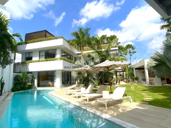luxury 4 bedroom villa for rent in canggu la076 1
