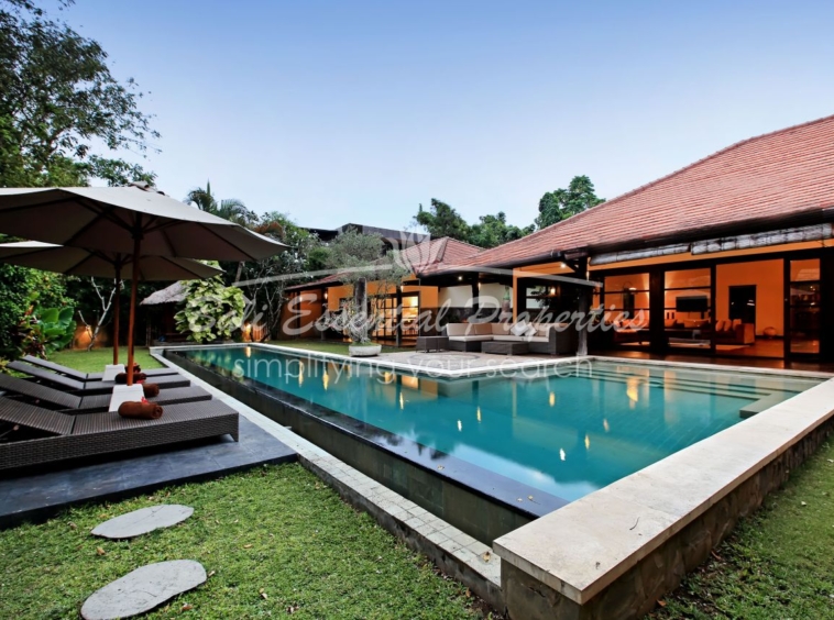 luxury 4 bedroom villa for rent in seminyak bm255 1
