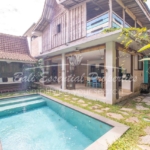 stunning moder vila for rent in pererenan am018 1