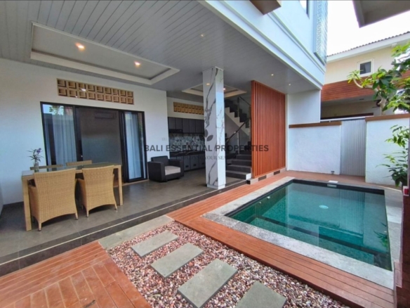 cozy 3 bedroom villa for yearly rent in kerobokan sc240 2