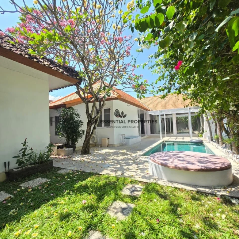 charming 3 bedroom villa for yearly rent in seminyak bm498 3