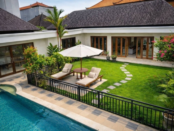family modern 5 bedroom villa for rent in canggu bm172 15