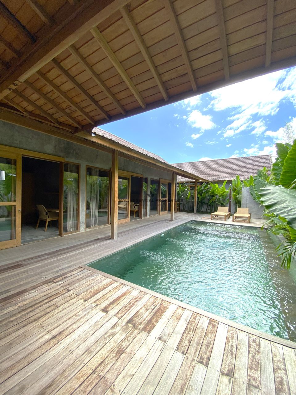 homey 3 bedroom villa for yearly rent in cemagi sc279 1