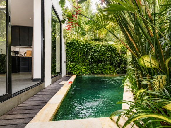 modern 3 bedroom villa for leasehold sale in umalas ta033