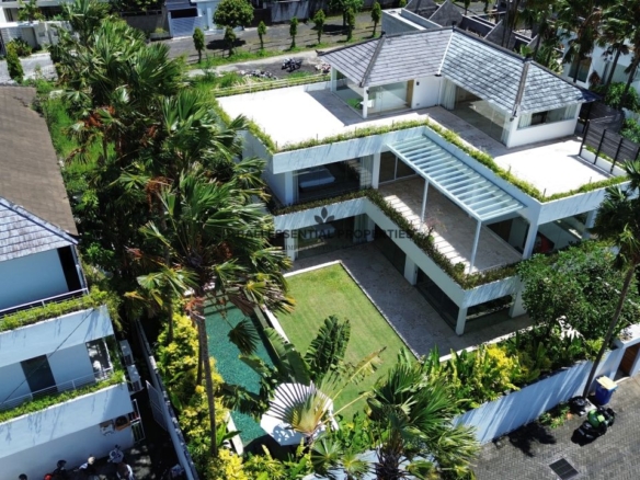 ocen and circuit view land for freehold sale in kuta lombok bm511 1