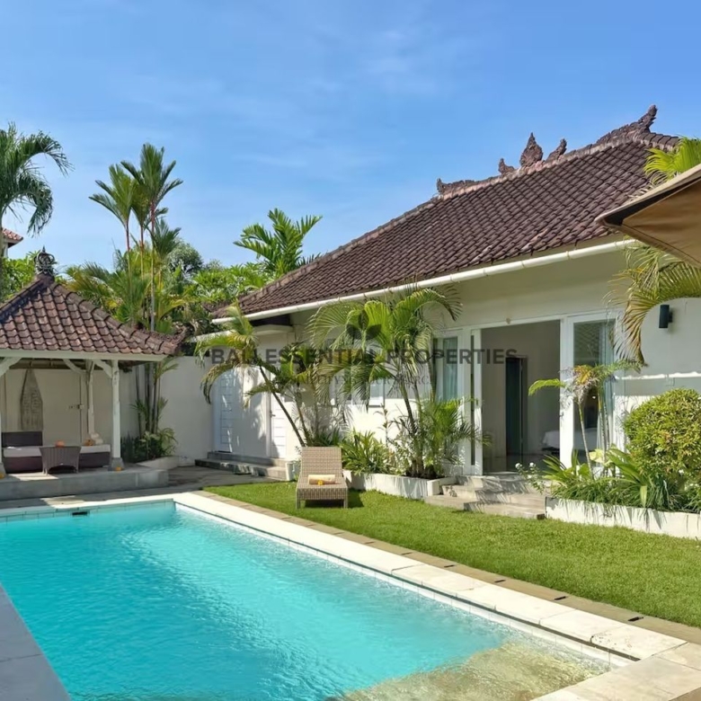 tropical modern 4 bedroom villa for rent in seminyak bm516 40