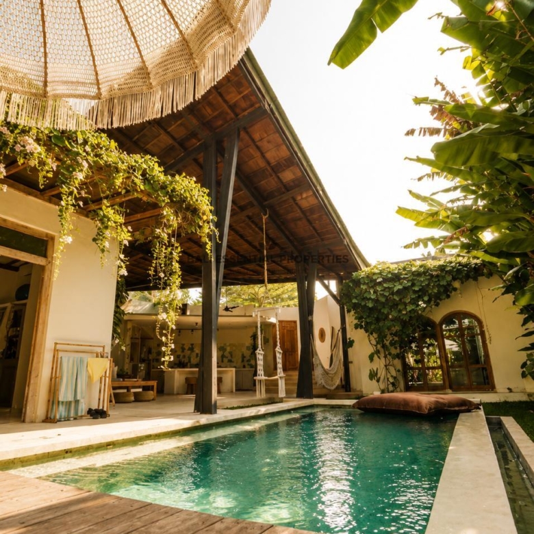 authentic tropical 2 bedroom villa for rent in pererenan ra025 14