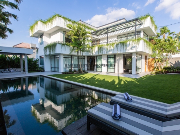 luxury 5 bedroom villa with rice field view for rent in canggu bm529 24
