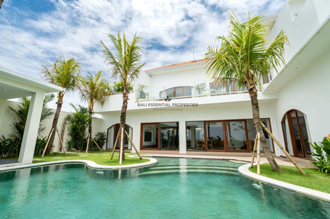 spacious 4 bedroom villa for yearly rent in tumbak bayuh bm553 38