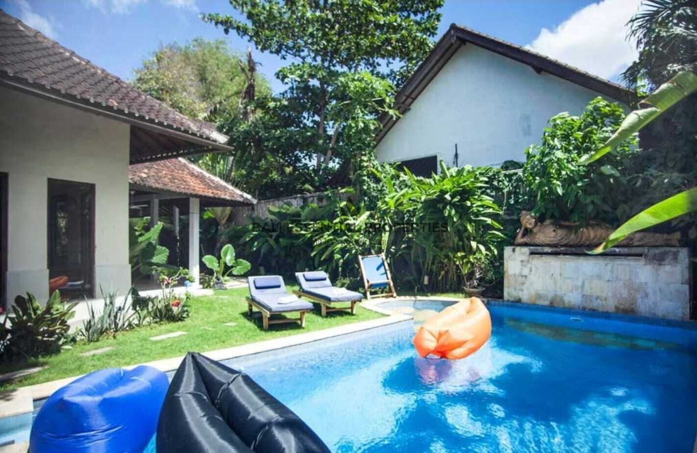 spacious 4 bedroom villa with tropical garden for rent in umalas ra035 12