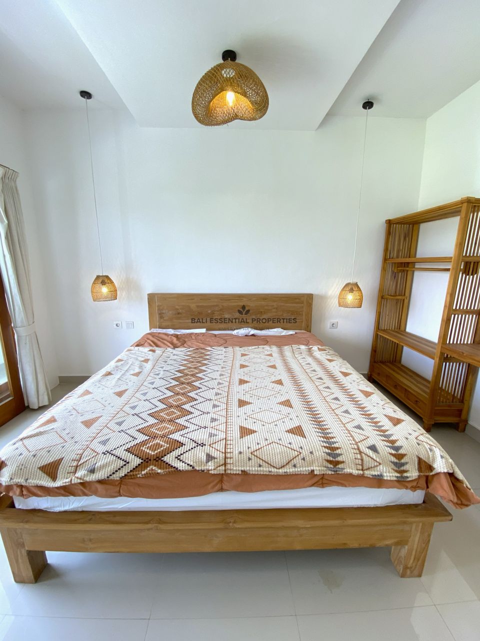 960